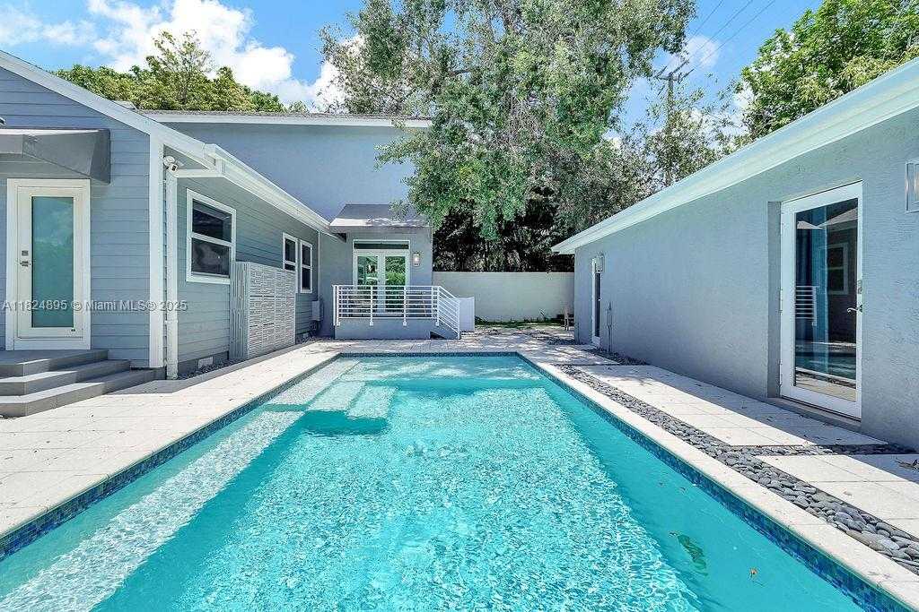 Small Image of 150 NORTH EAST 50 #A, Miami Number 3