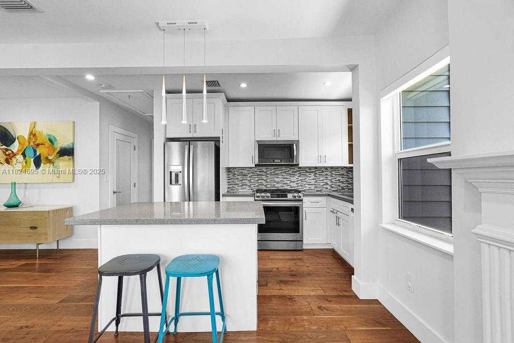 Small Image of 150 NORTH EAST 50 #A, Miami Number 43