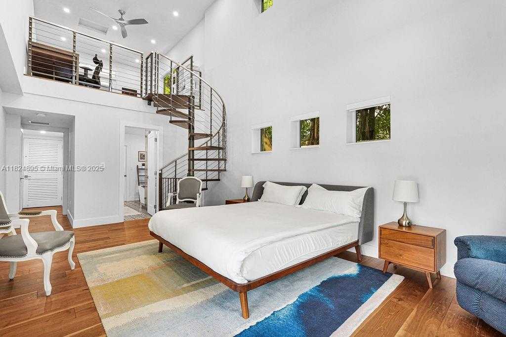Small Image of 150 NORTH EAST 50 #A, Miami Number 55