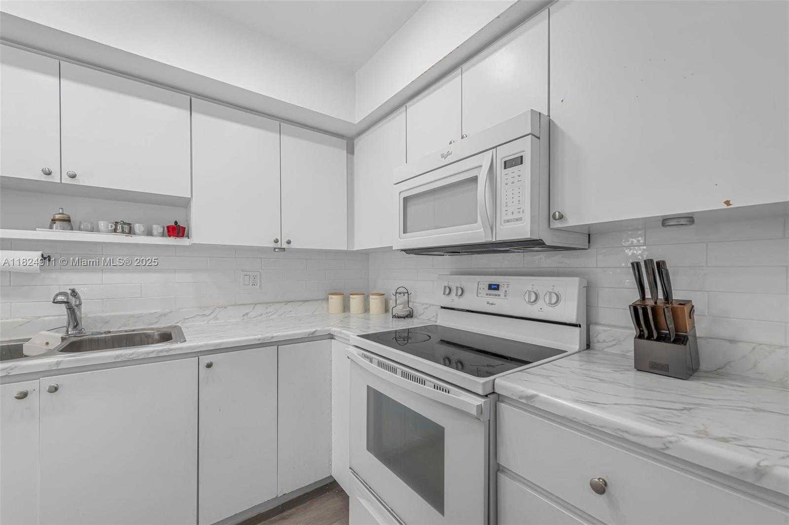 Small Image of 1356 PELICAN CT, Homestead Number 11
