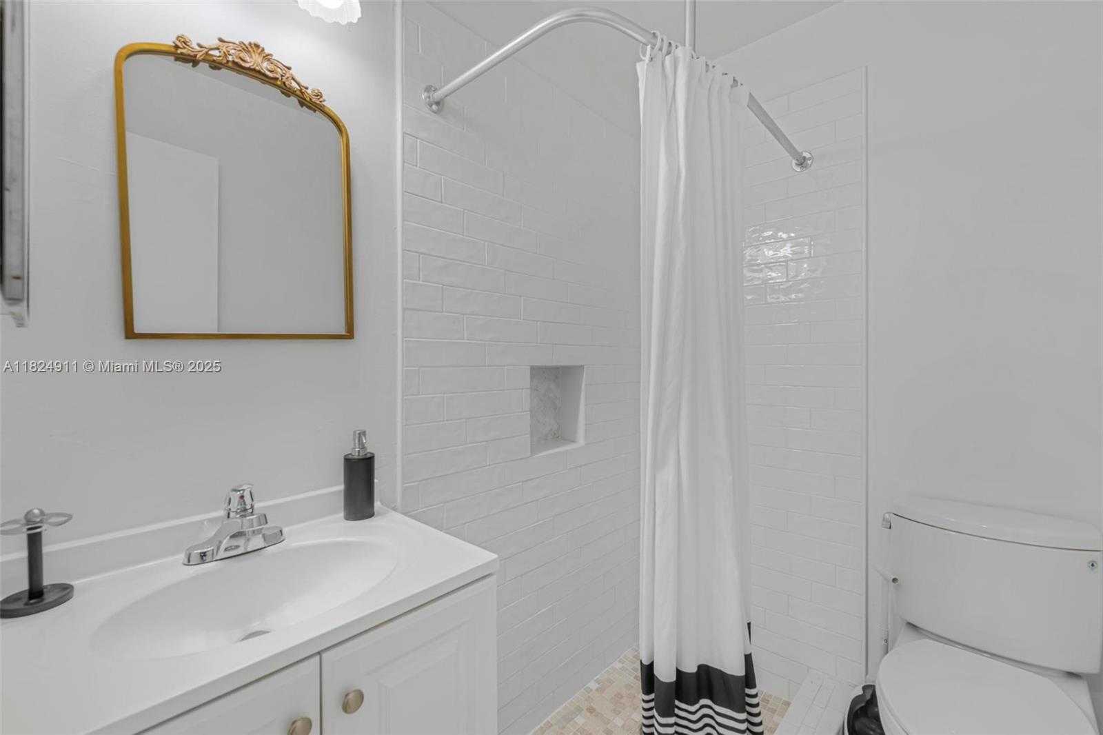 Small Image of 1356 PELICAN CT, Homestead Number 20