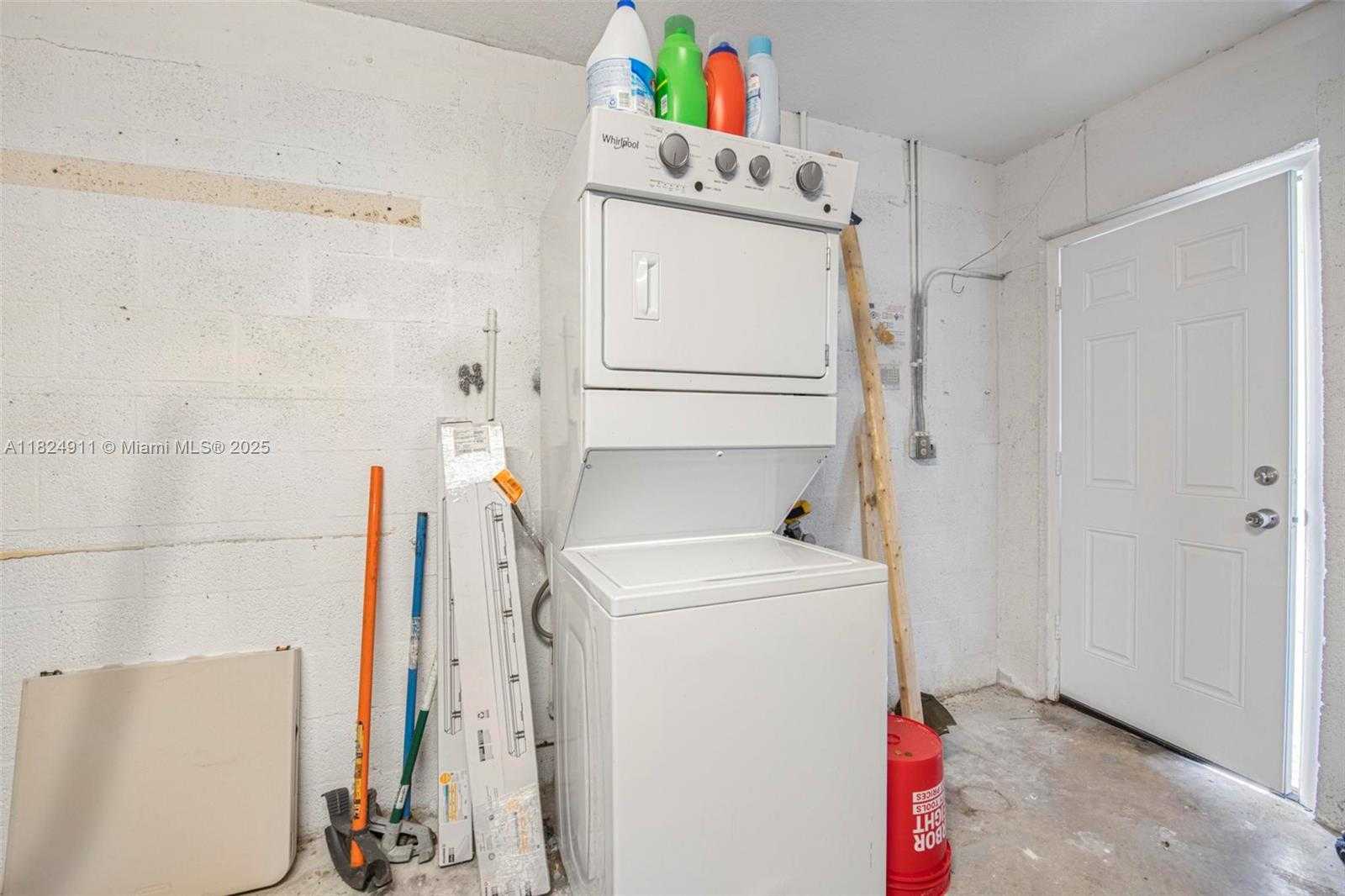 Small Image of 1356 PELICAN CT, Homestead Number 21