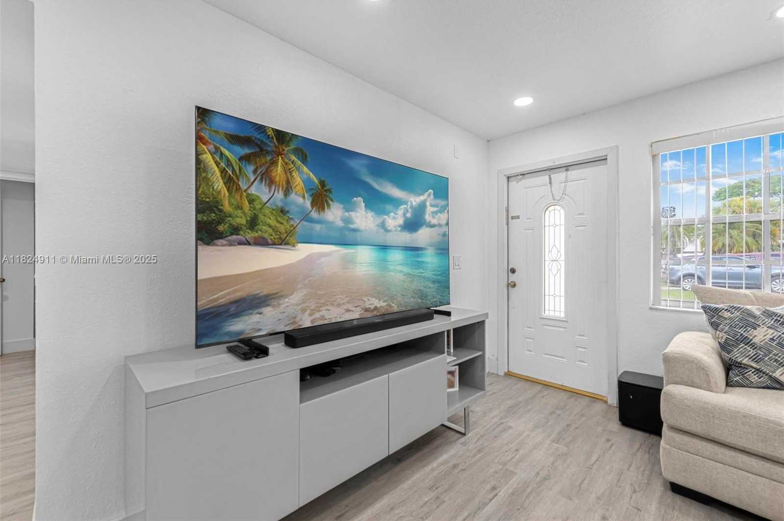 Small Image of 1356 PELICAN CT, Homestead Number 5