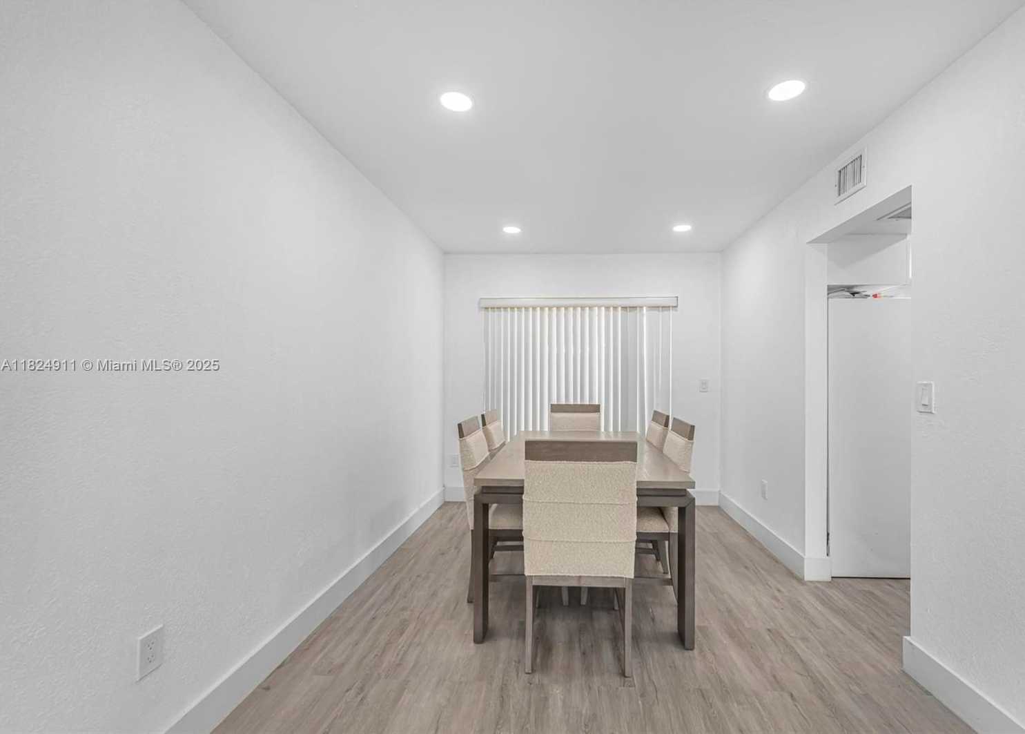 Small Image of 1356 PELICAN CT, Homestead Number 9