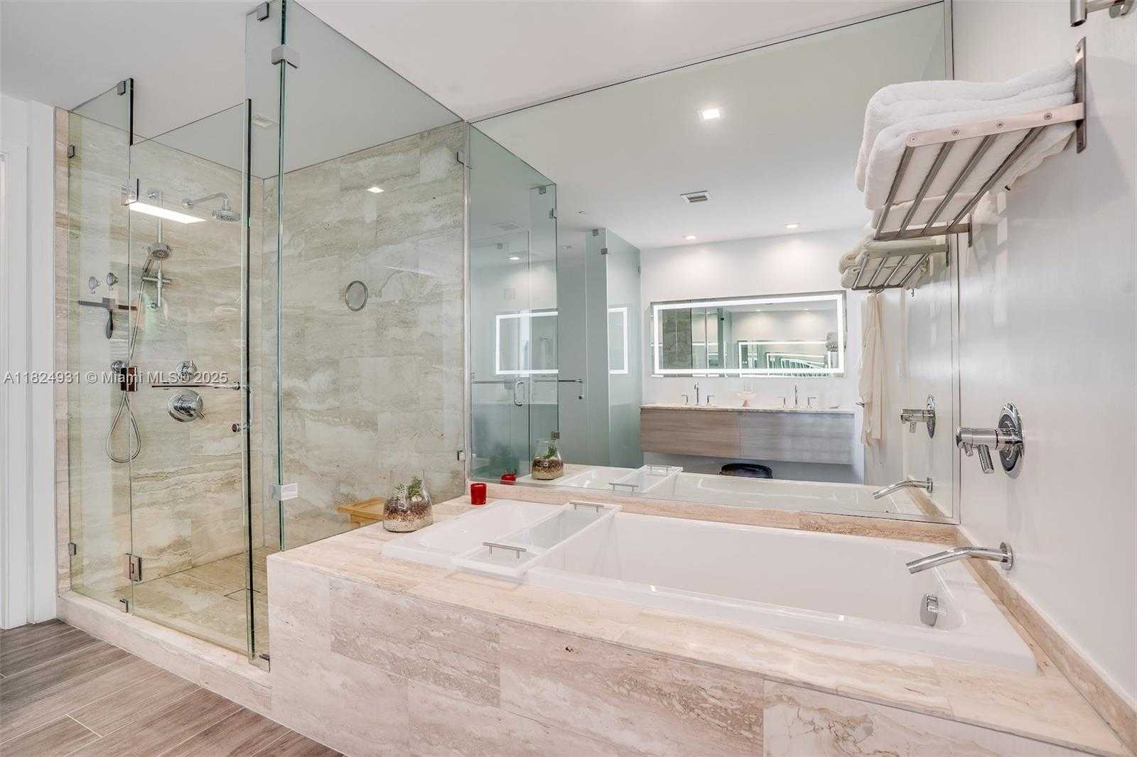 Small Image of 2900 NORTH EAST 7TH AVE #3702, Miami Number 21