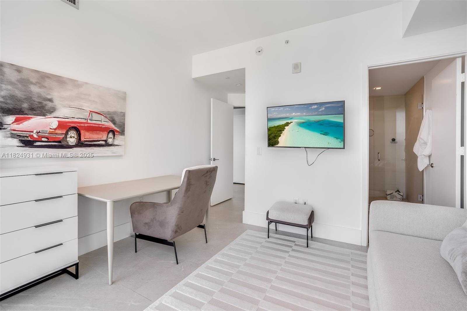 Small Image of 2900 NORTH EAST 7TH AVE #3702, Miami Number 27