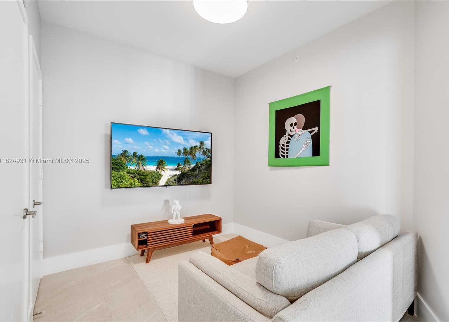 Small Image of 2900 NORTH EAST 7TH AVE #3702, Miami Number 32