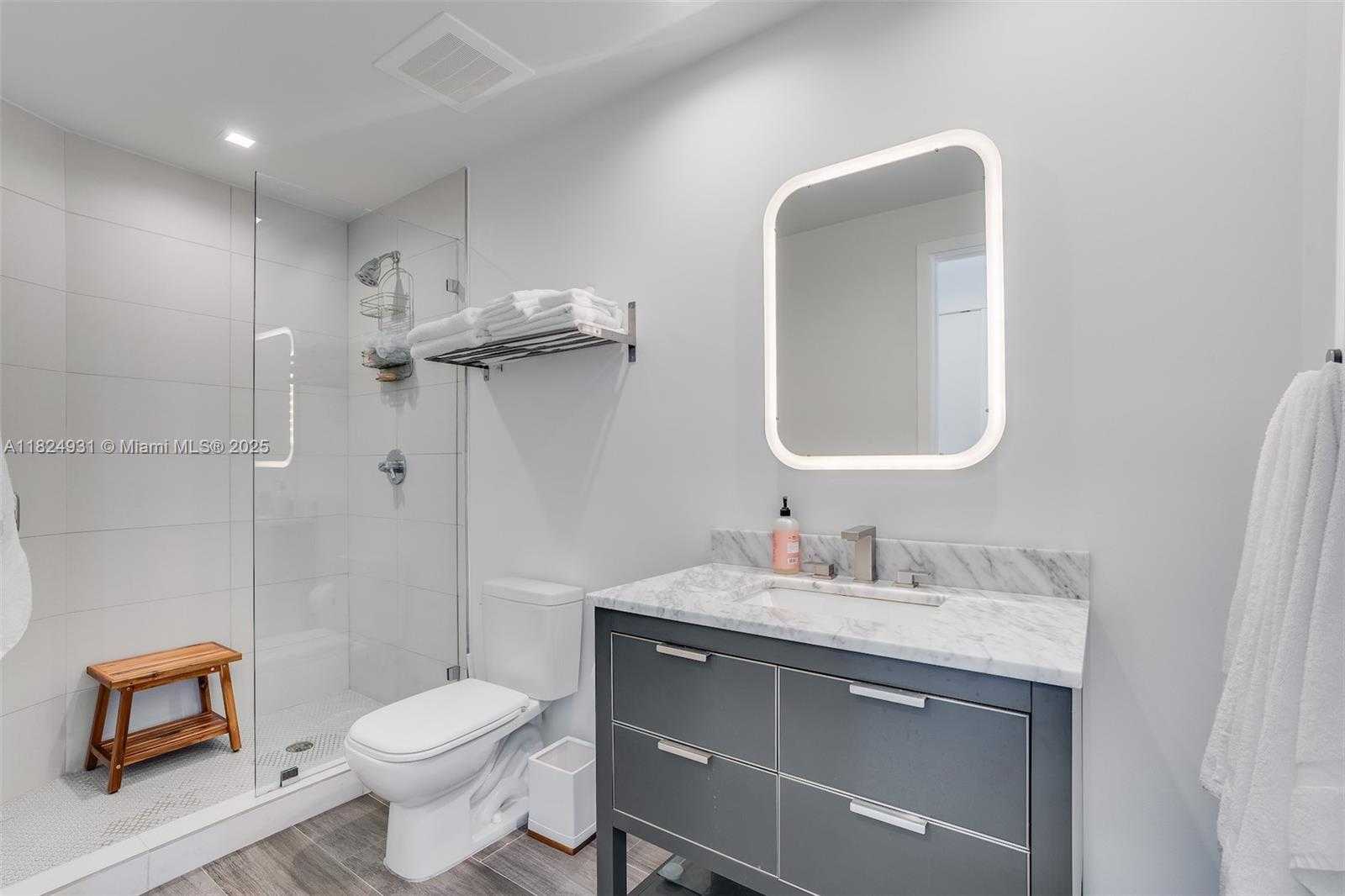 Small Image of 2900 NORTH EAST 7TH AVE #3702, Miami Number 34