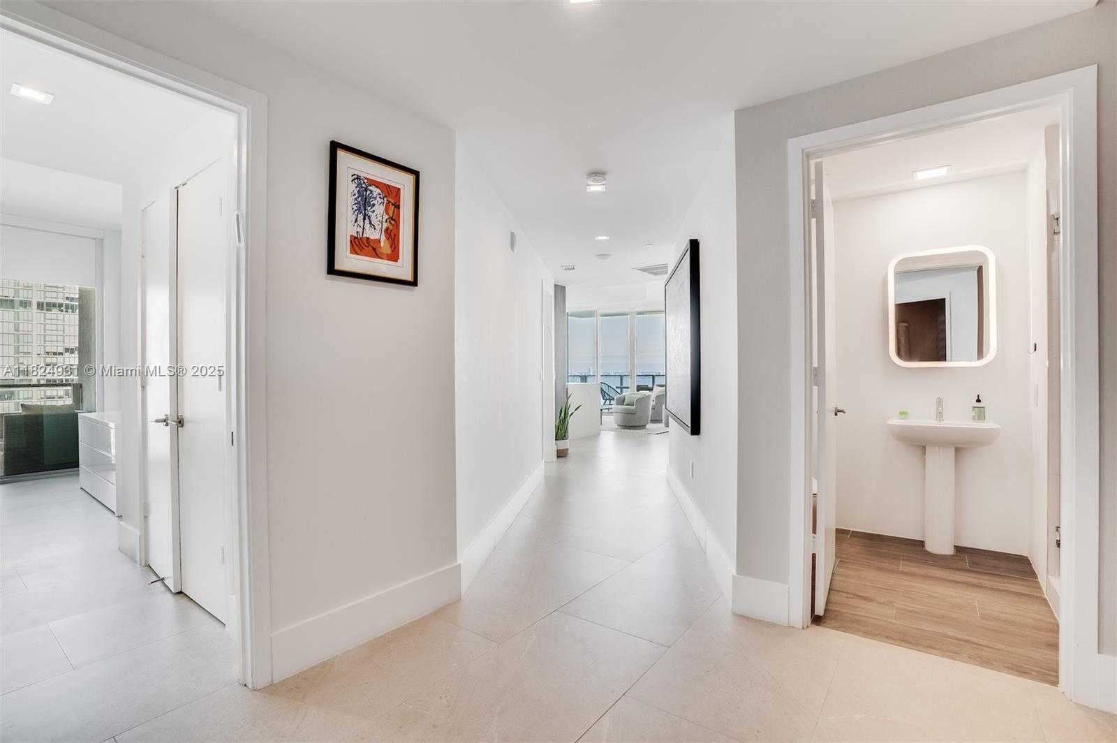 Small Image of 2900 NORTH EAST 7TH AVE #3702, Miami Number 36