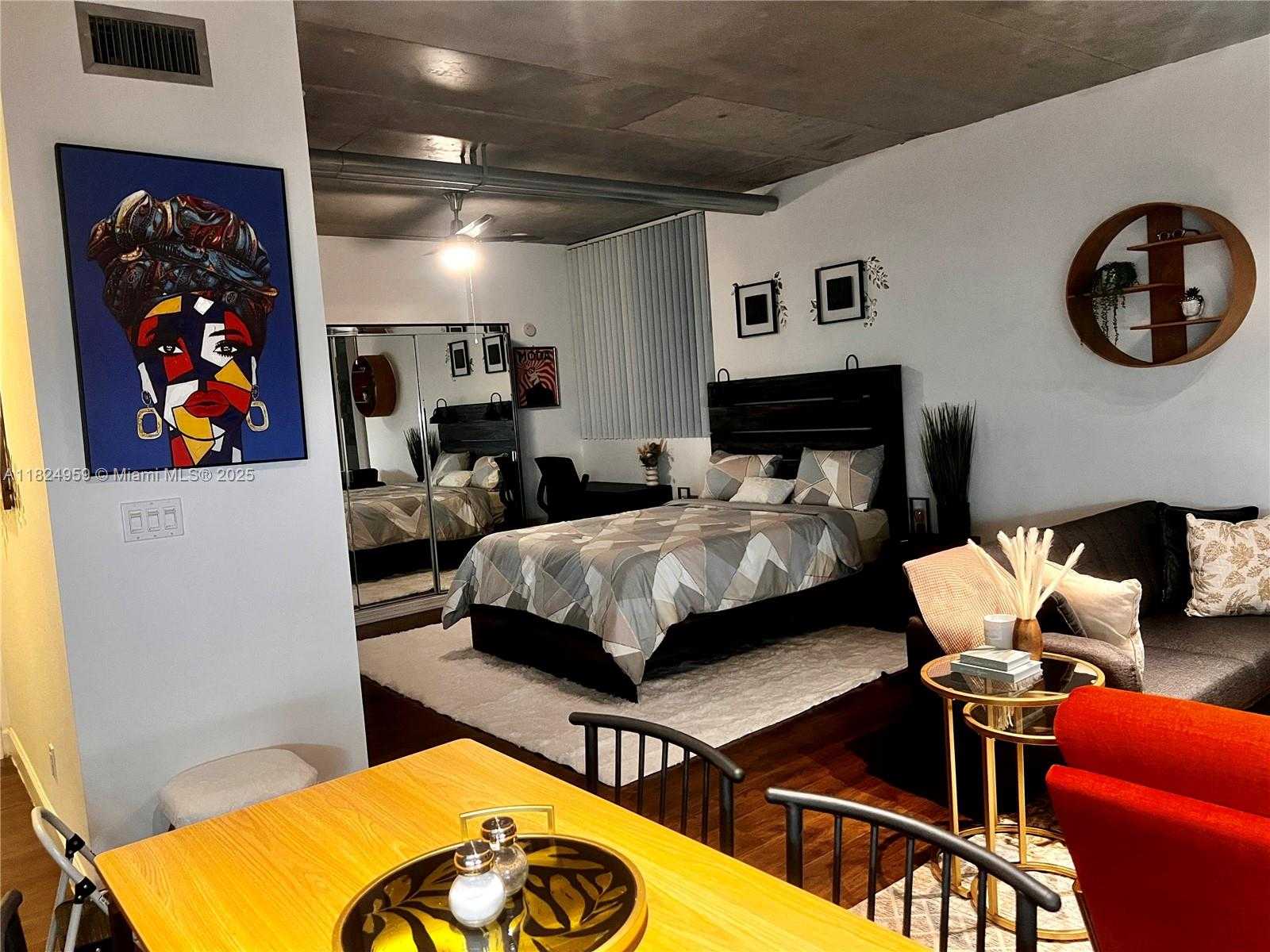 Small Image of 690 SOUTH WEST 1ST CT #1225, Miami Number 10