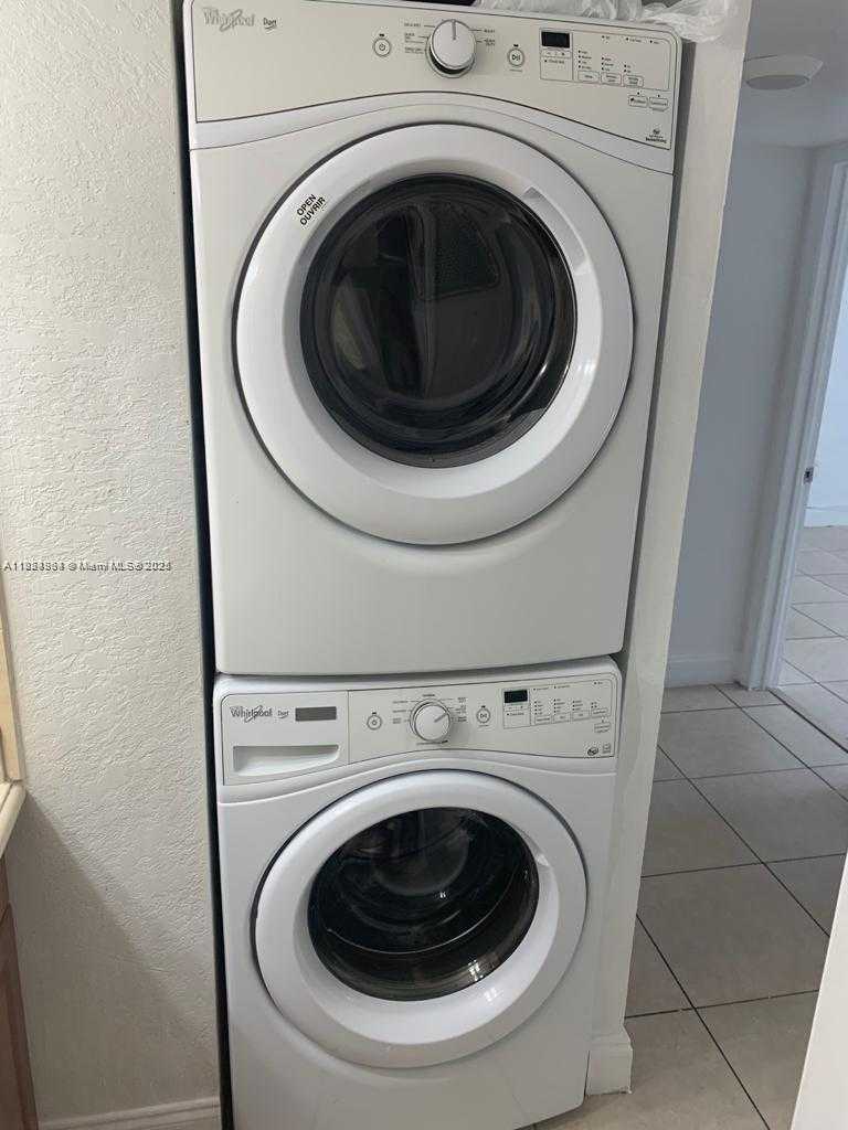 Small Image of 8810 FONTAINEBLEAU BLVD #210, Miami Number 7