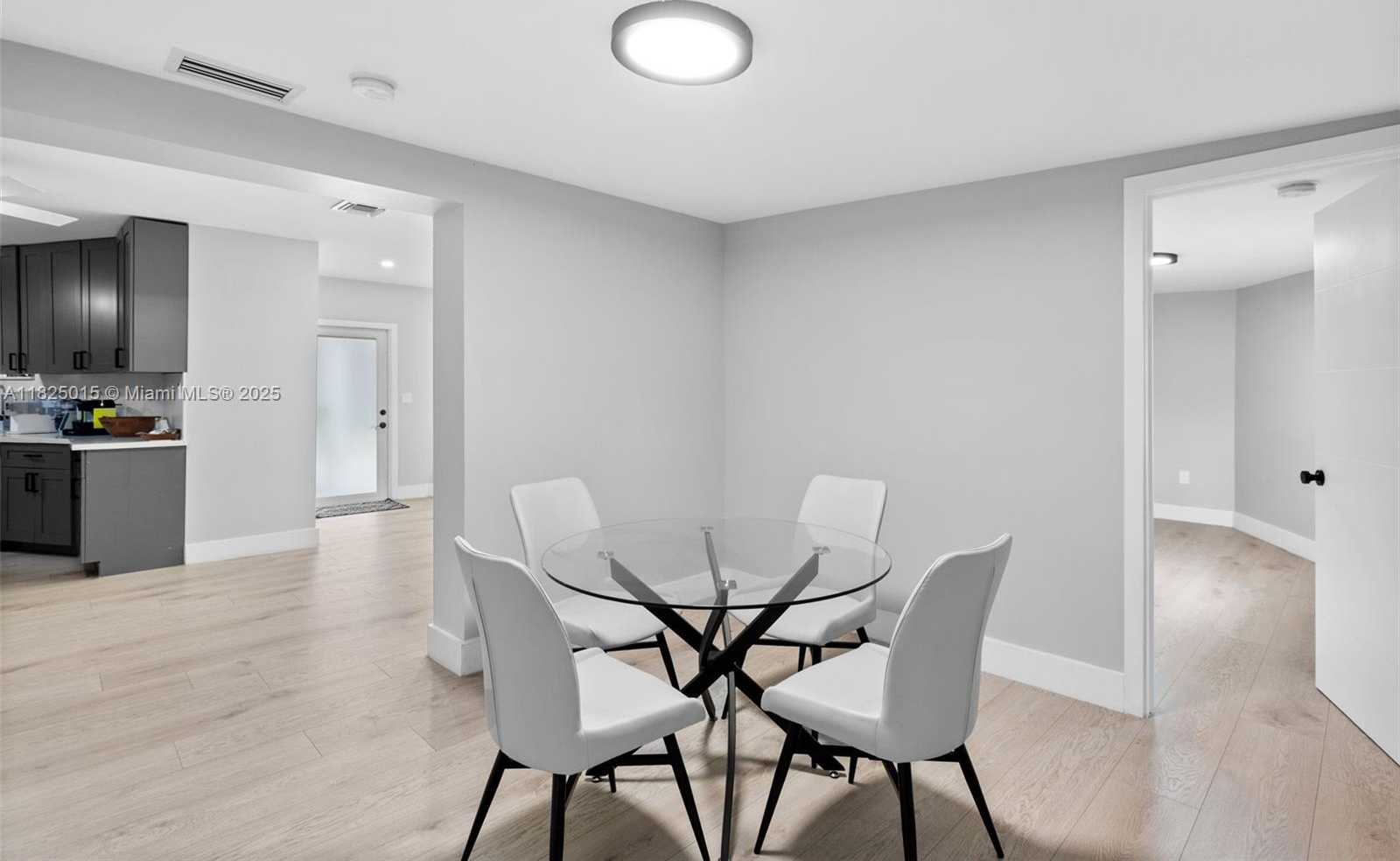 Small Image of 10650 NORTH EAST 11TH CT, Miami Shores Number 10