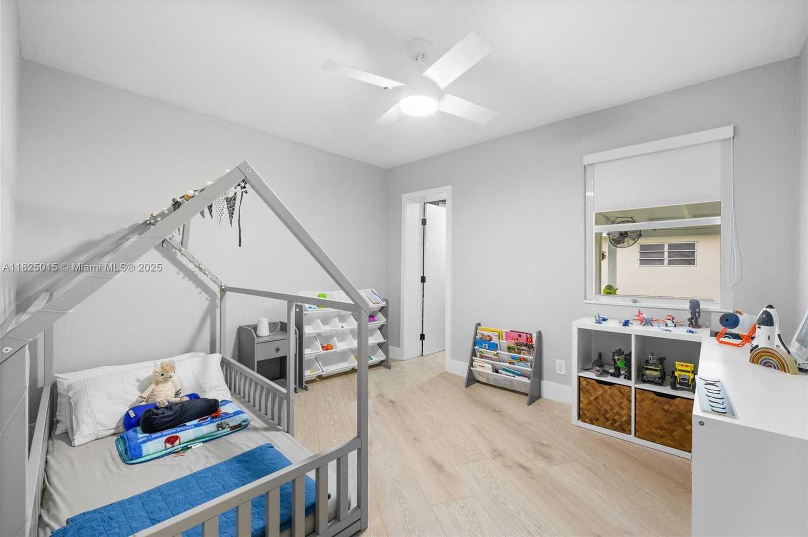 Small Image of 10650 NORTH EAST 11TH CT, Miami Shores Number 13