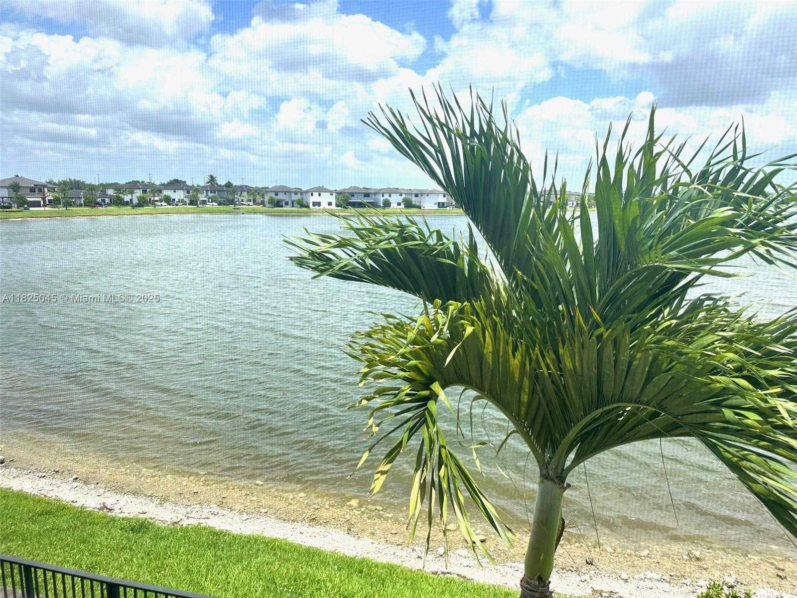 Small Image of 15965 NORTH WEST 91ST CT #15965, Miami Lakes Number 14