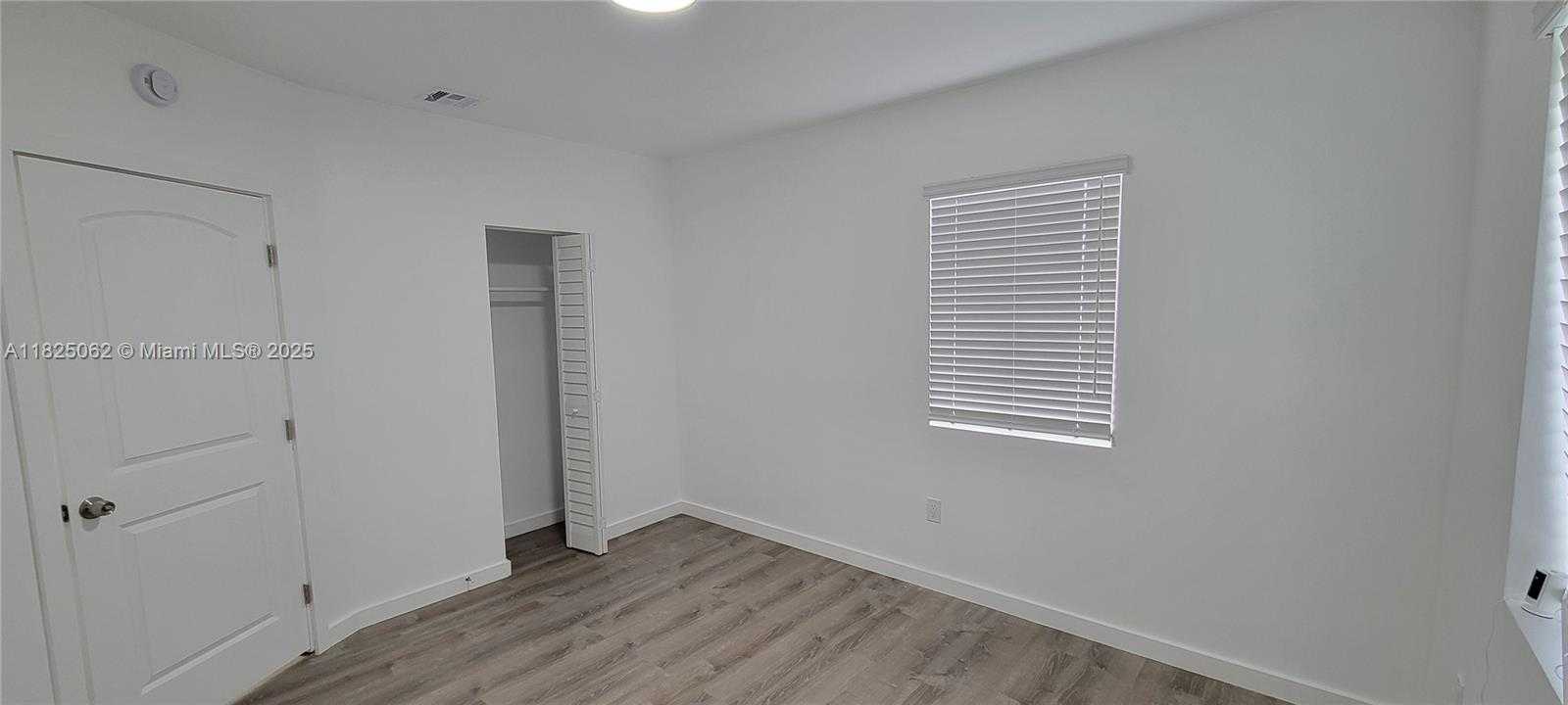 Small Image of 1520 NORTH WEST 69TH ST, Miami Number 13