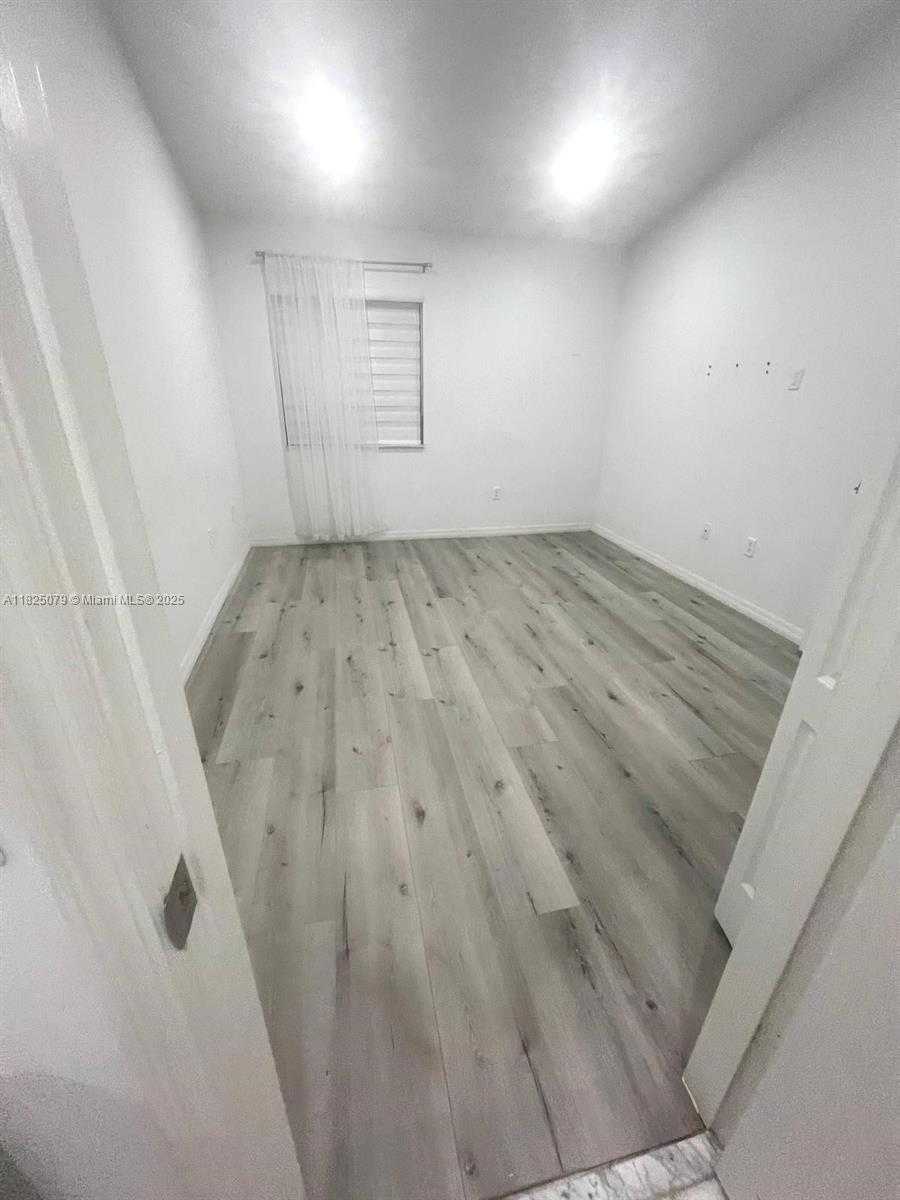Small Image of 14213 SOUTH WEST 121ST PL #3, Miami Number 24