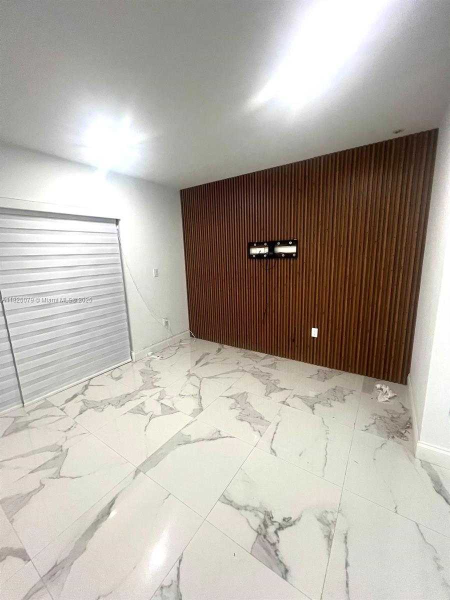 Small Image of 14213 SOUTH WEST 121ST PL #3, Miami Number 32