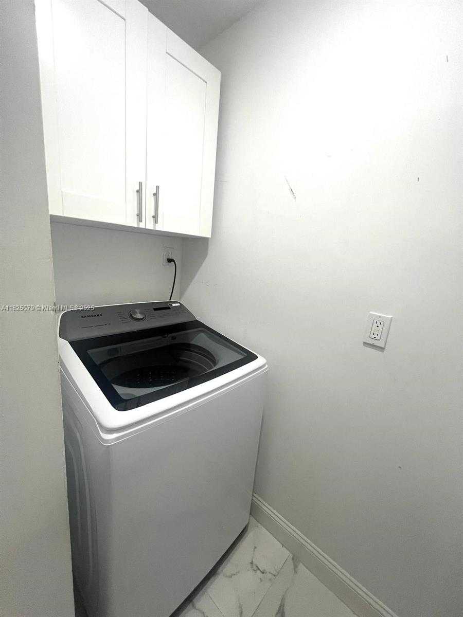 Small Image of 14213 SOUTH WEST 121ST PL #3, Miami Number 35