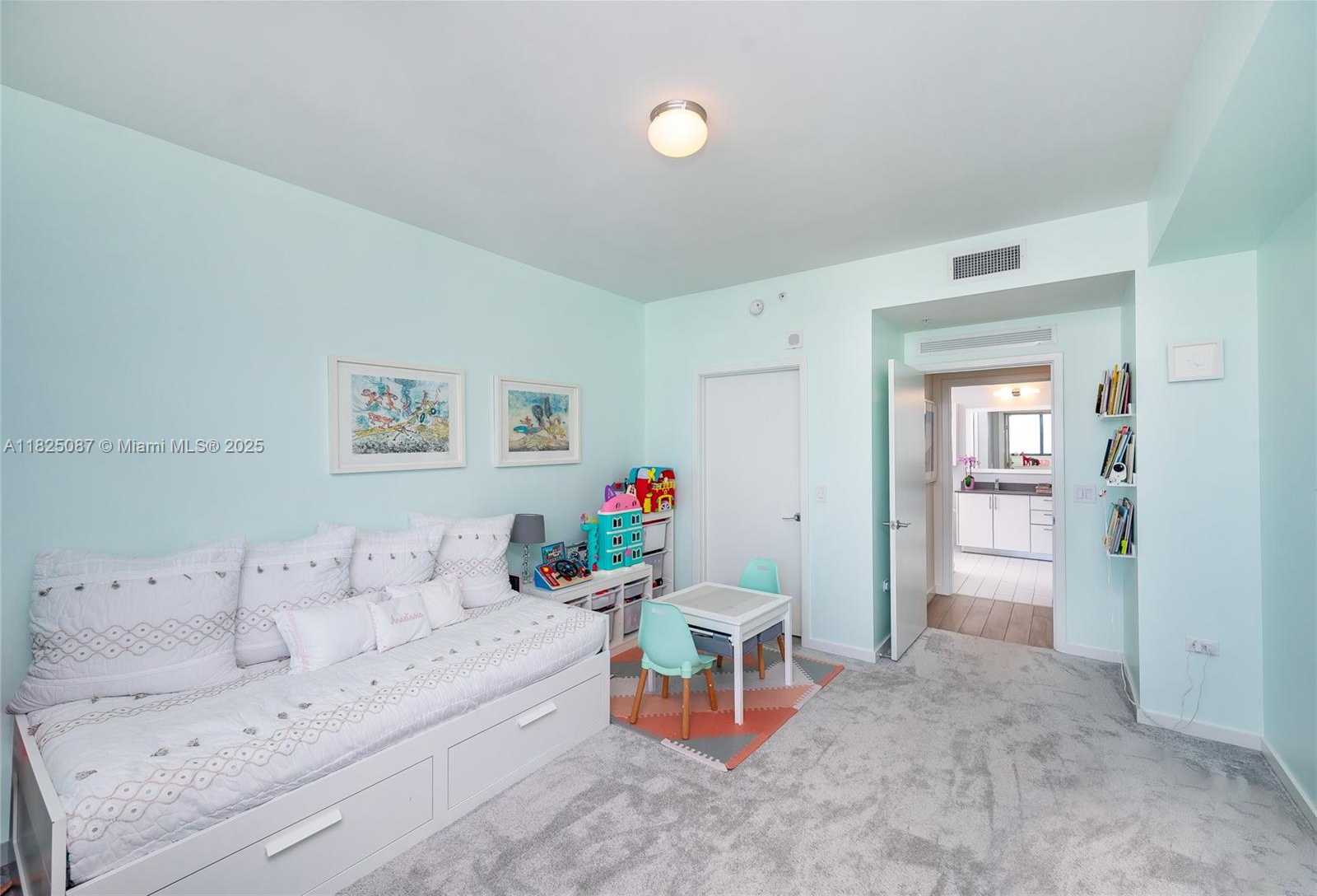 Small Image of 999 SOUTH WEST 1ST AVE #2812, Miami Number 20
