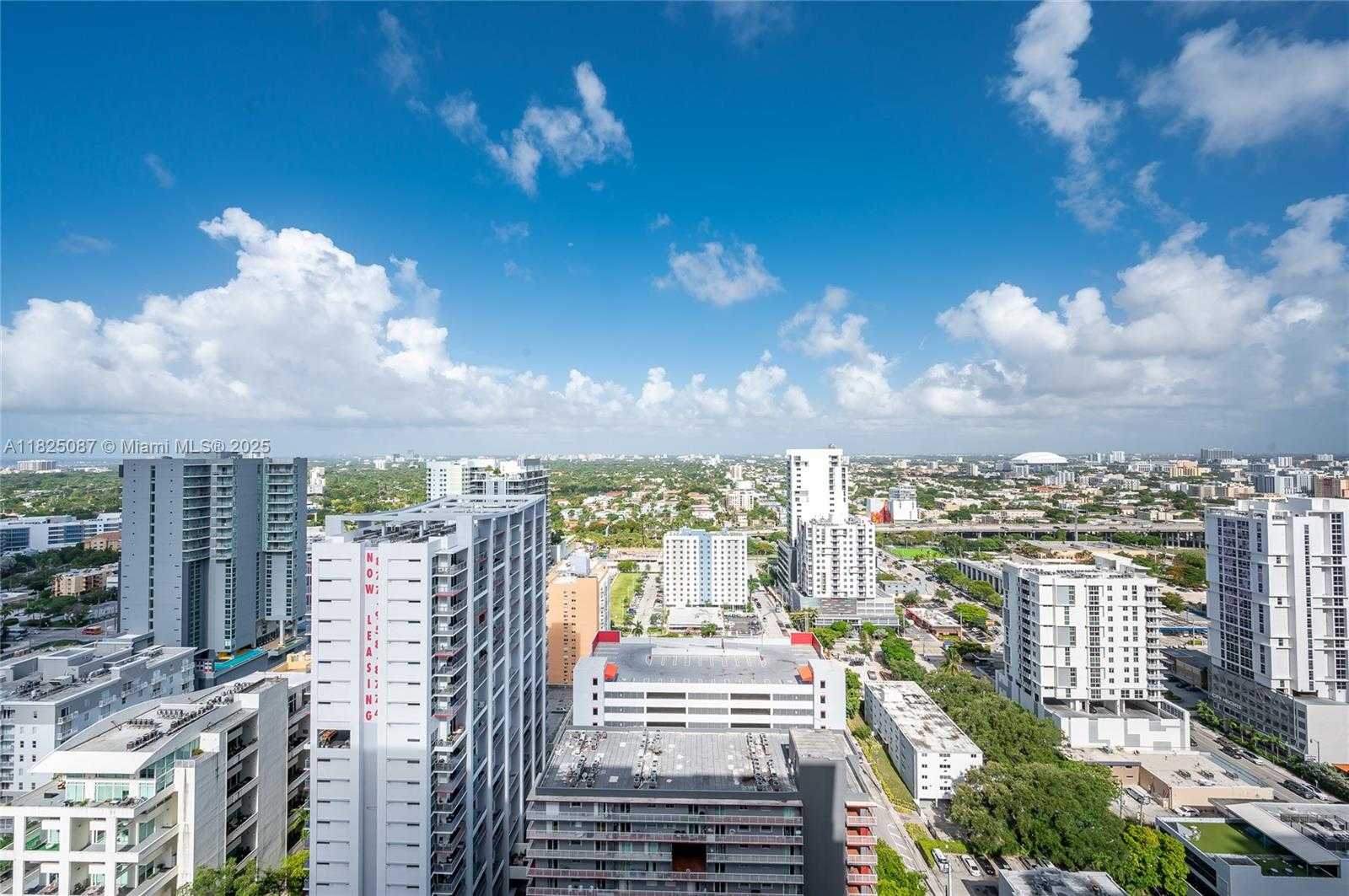 Small Image of 999 SOUTH WEST 1ST AVE #2812, Miami Number 25