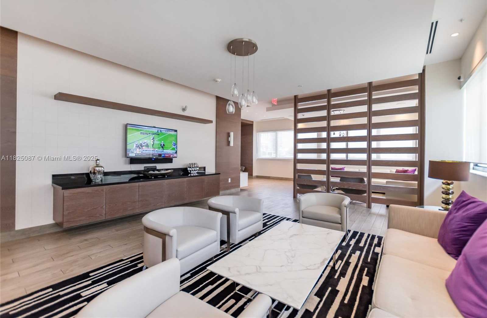 Small Image of 999 SOUTH WEST 1ST AVE #2812, Miami Number 27