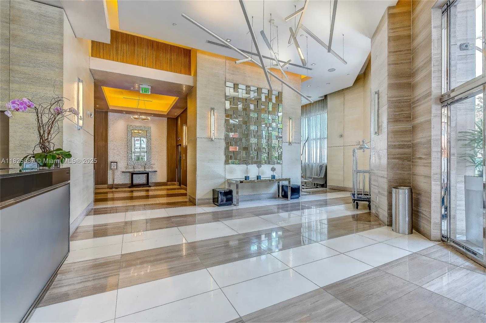 Small Image of 999 SOUTH WEST 1ST AVE #2812, Miami Number 4