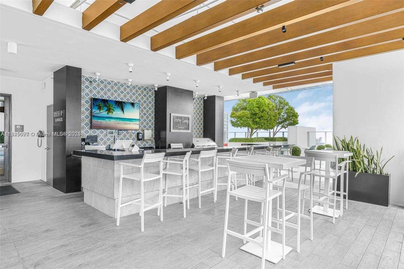 Small Image of 1010 BRICKELL AVE #1710, Miami Number 16