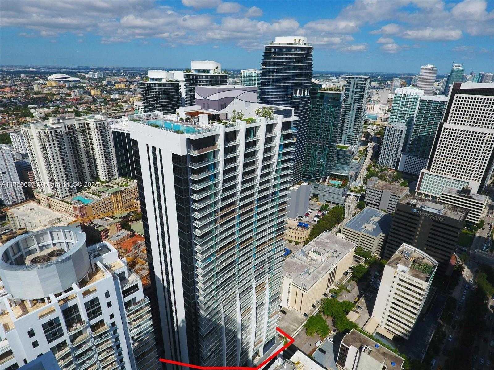 Small Image of 1010 BRICKELL AVE #1710, Miami Number 21