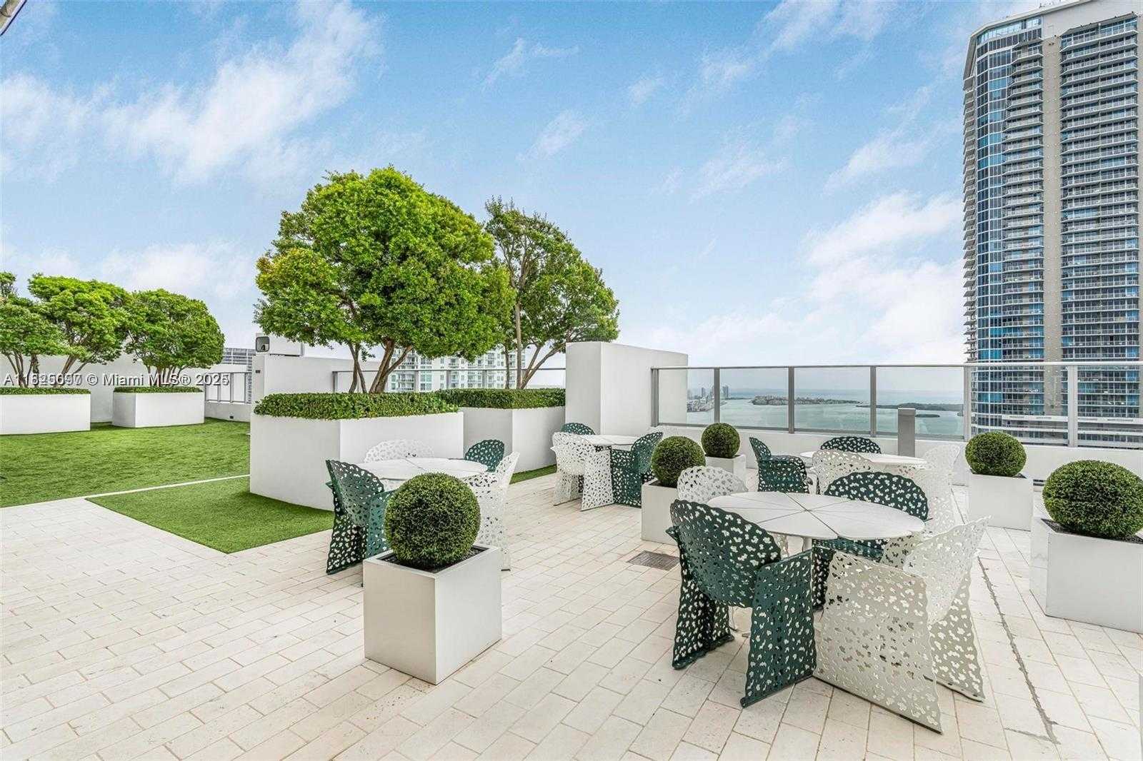 Small Image of 1010 BRICKELL AVE #1710, Miami Number 25