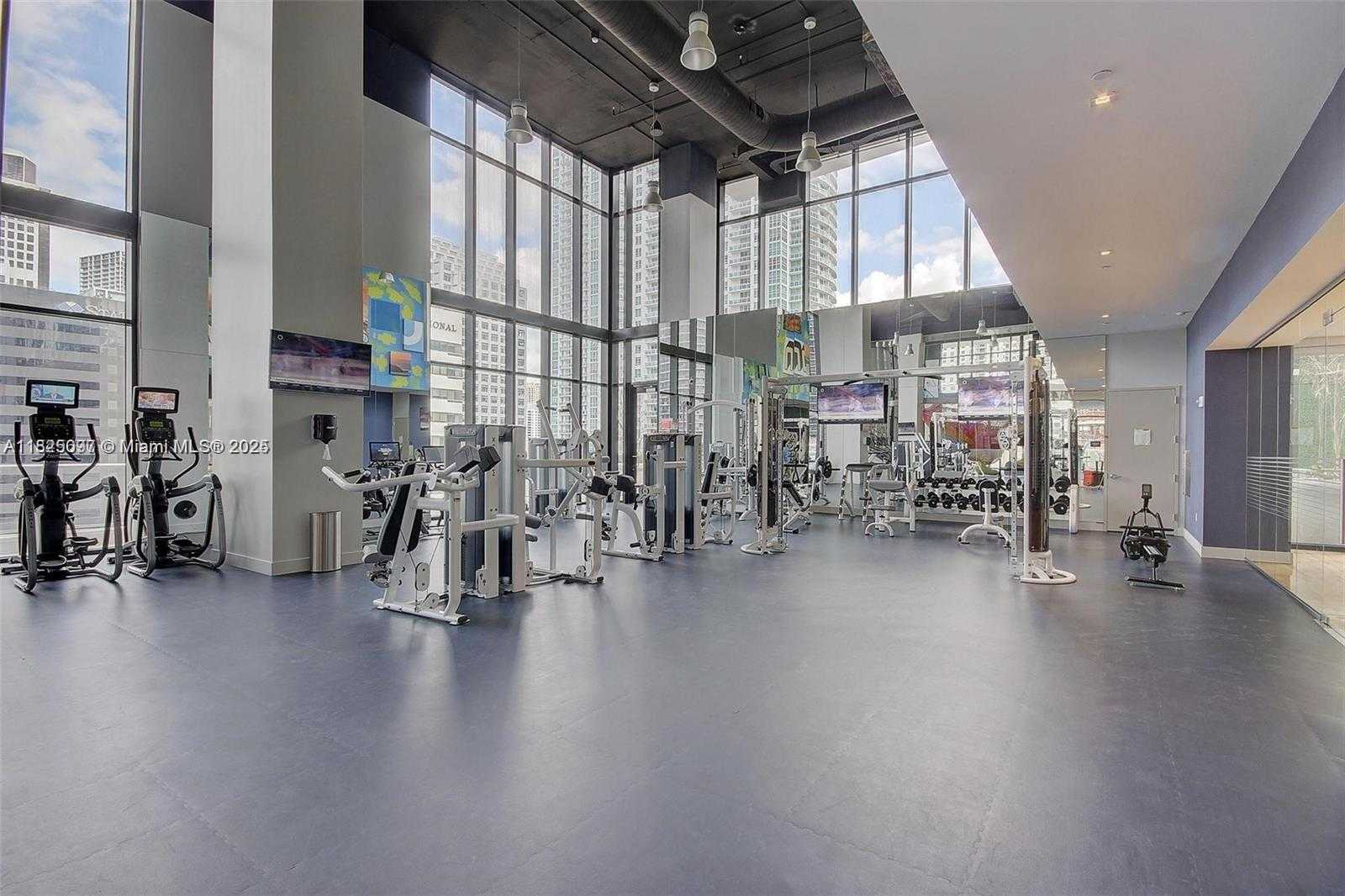 Small Image of 1010 BRICKELL AVE #1710, Miami Number 26