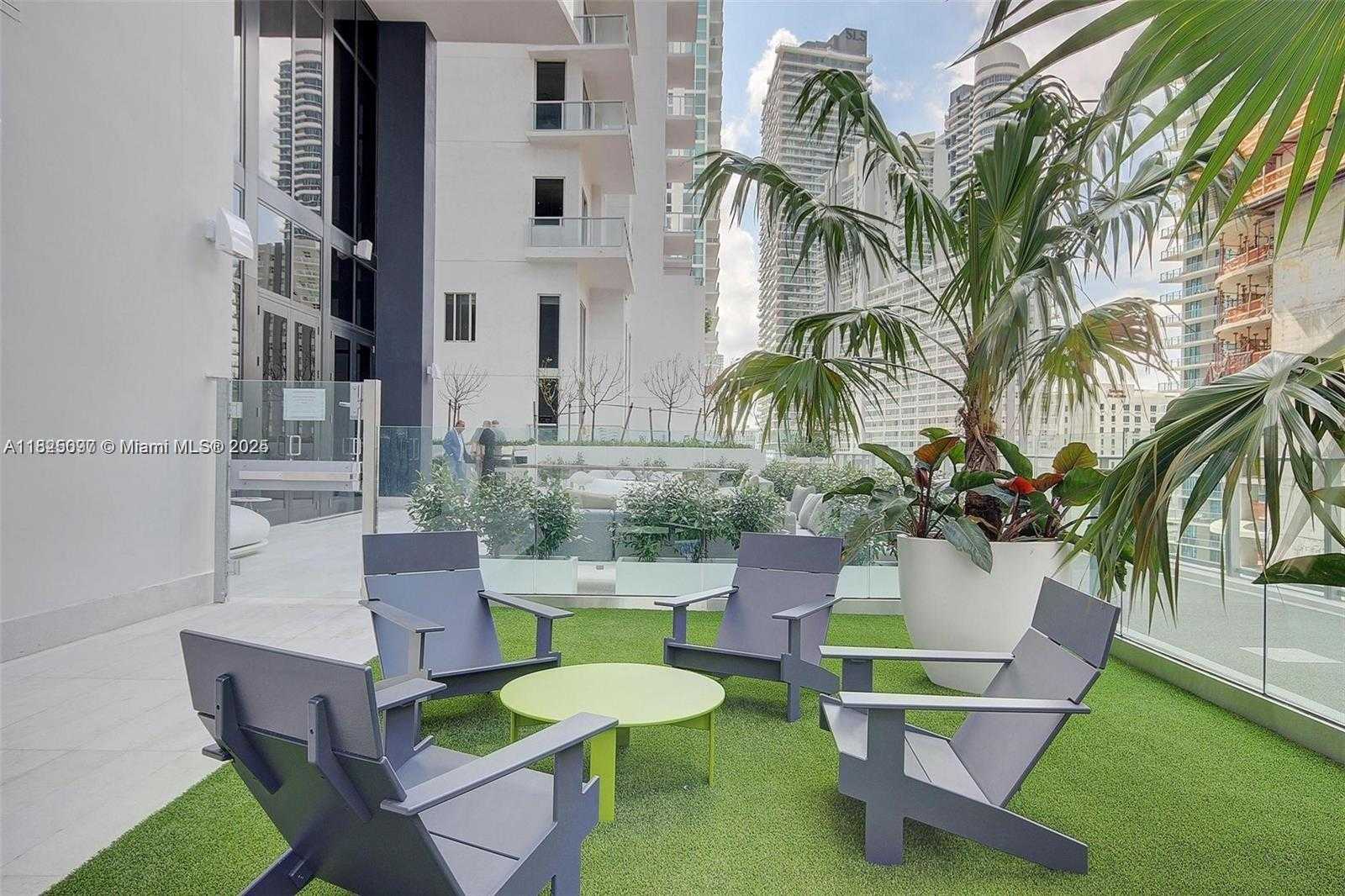 Small Image of 1010 BRICKELL AVE #1710, Miami Number 29