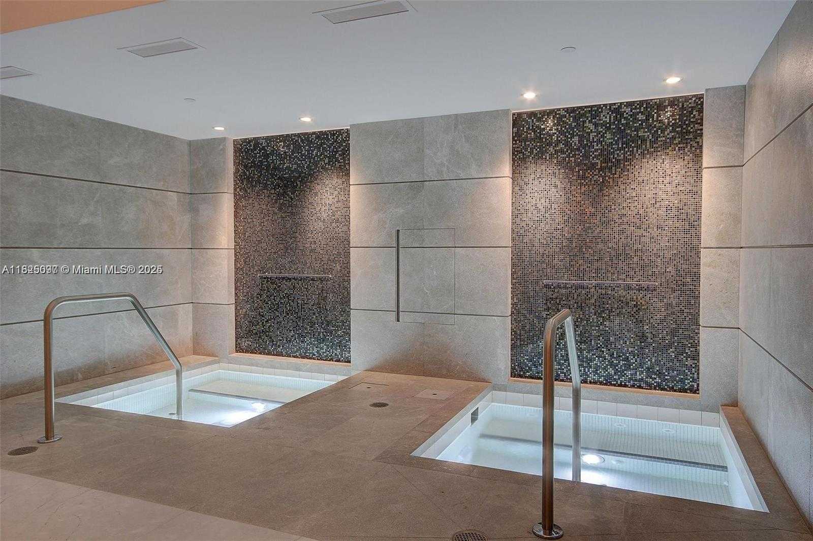 Small Image of 1010 BRICKELL AVE #1710, Miami Number 36