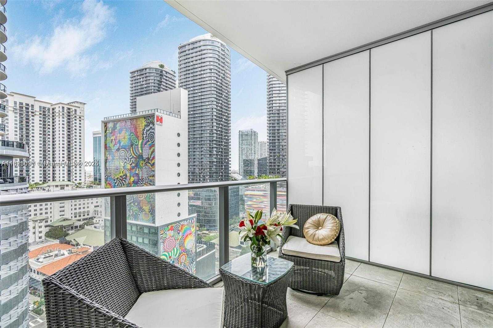 Small Image of 1010 BRICKELL AVE #1710, Miami Number 9