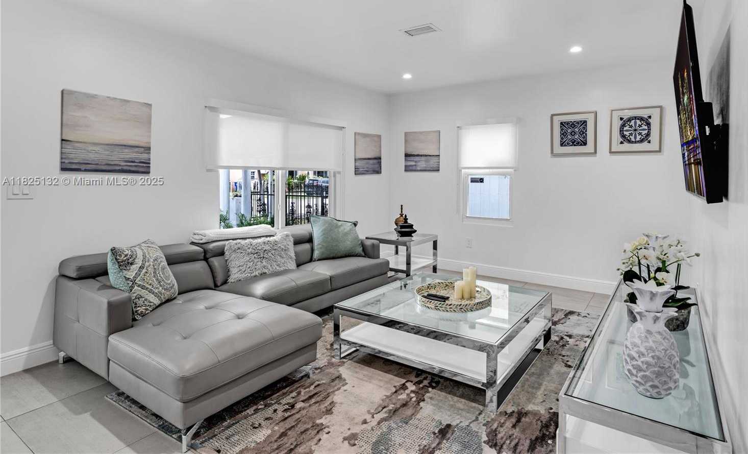 Small Image of 342 NORTH WEST 46TH ST, Miami Number 11