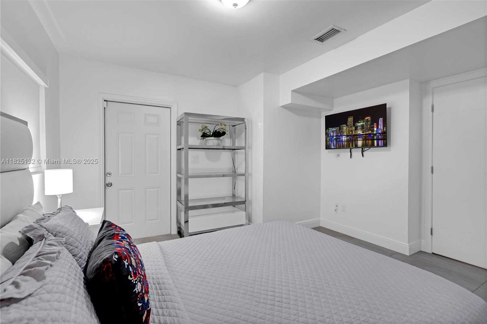 Small Image of 342 NORTH WEST 46TH ST, Miami Number 23