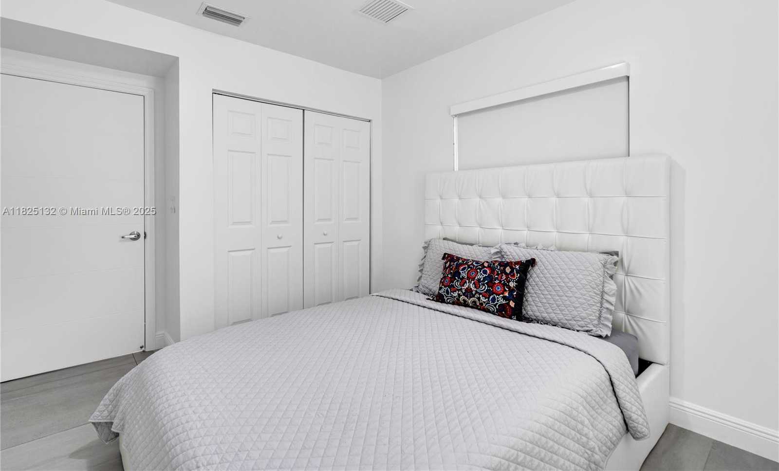 Small Image of 342 NORTH WEST 46TH ST, Miami Number 27