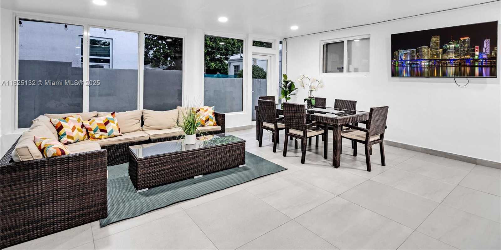Small Image of 342 NORTH WEST 46TH ST, Miami Number 37