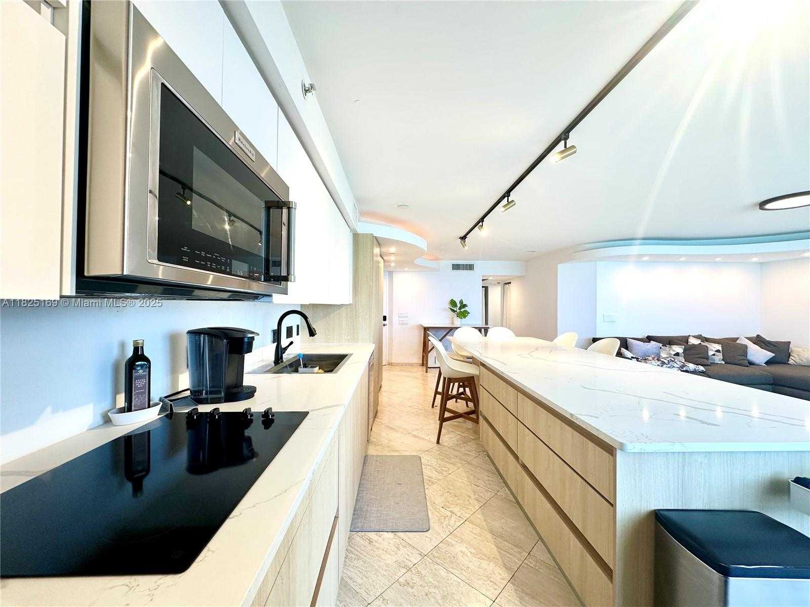 Small Image of 15645 COLLINS AVE #706, Sunny Isles Beach Number 14
