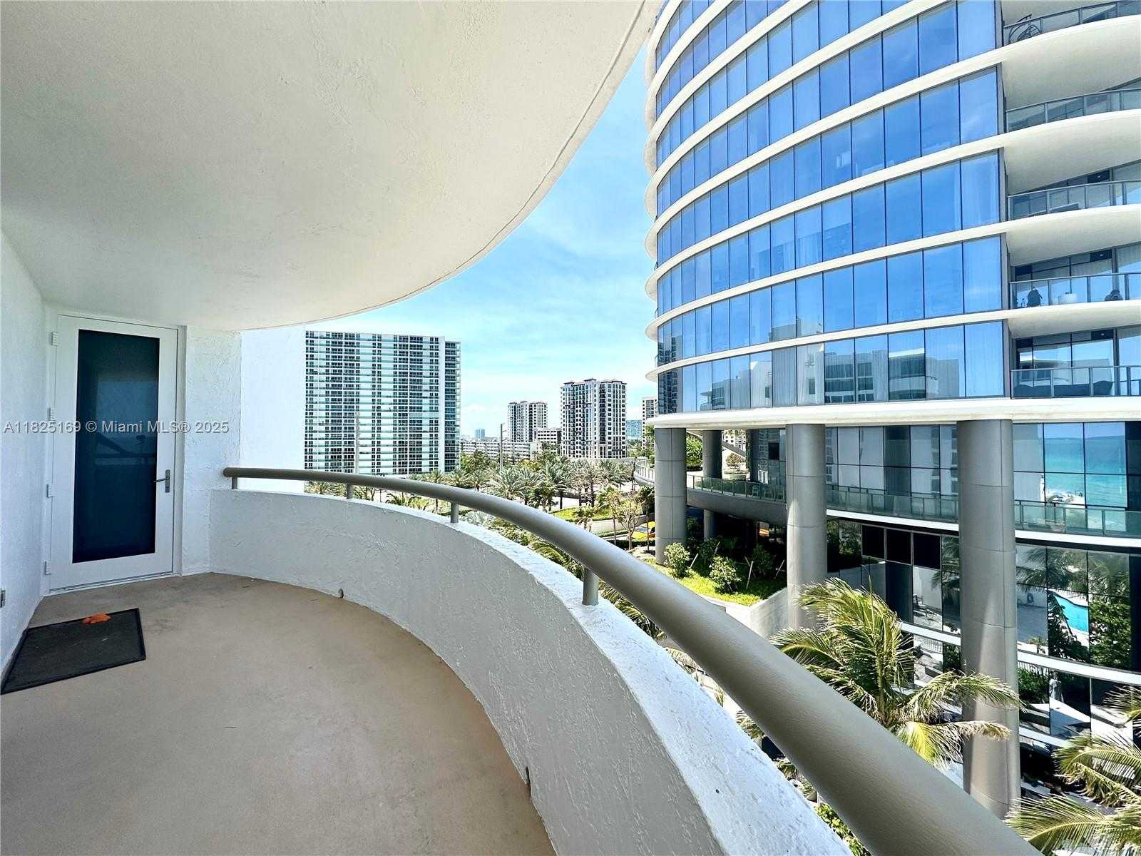 Small Image of 15645 COLLINS AVE #706, Sunny Isles Beach Number 8