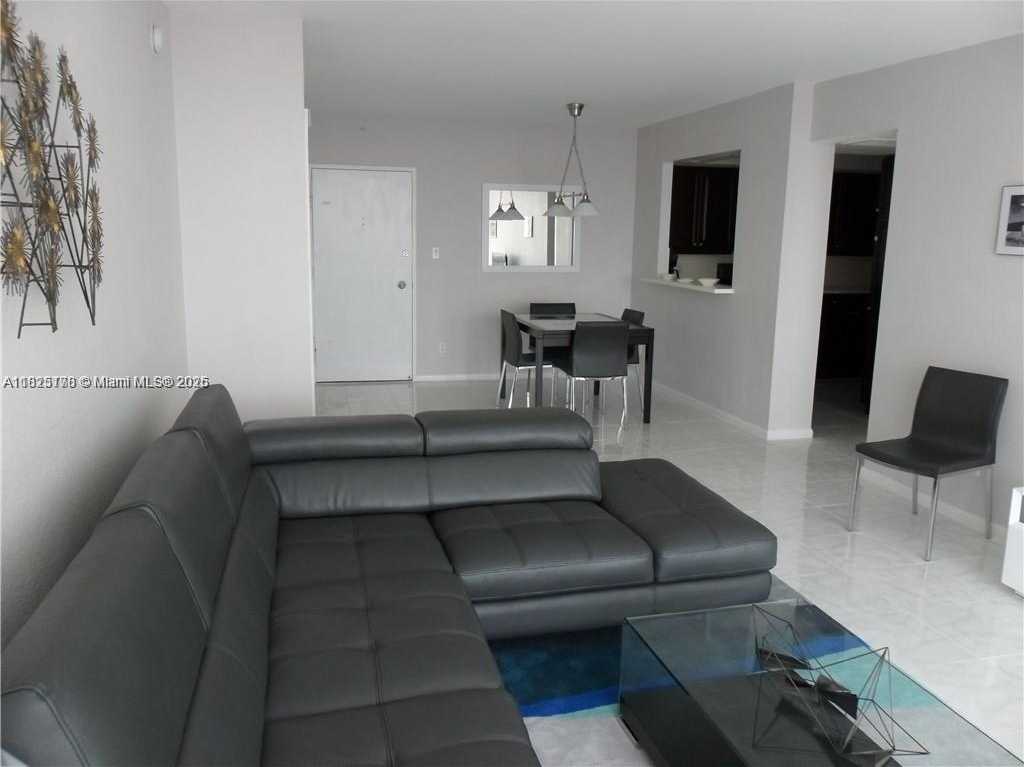 Small Image of 5600 COLLINS AVE #14P, Miami Beach Number 10