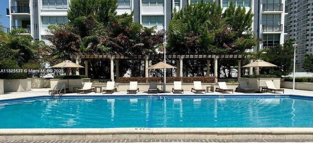 Small Image of 5600 COLLINS AVE #14P, Miami Beach Number 18
