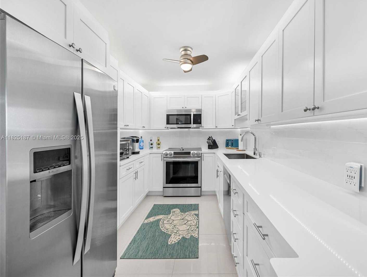 Small Image of 3675 NORTH COUNTRY CLUB DR #1006, Aventura Number 12