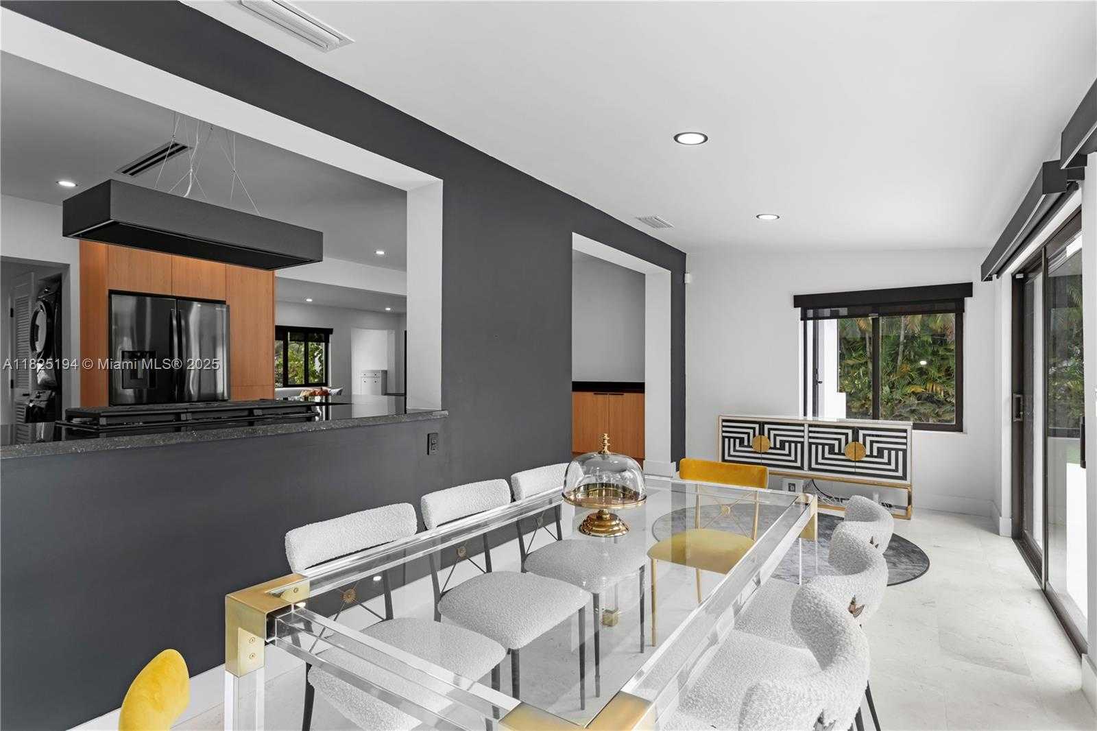 Small Image of 246 NORTH WEST 93RD ST, Miami Shores Number 18