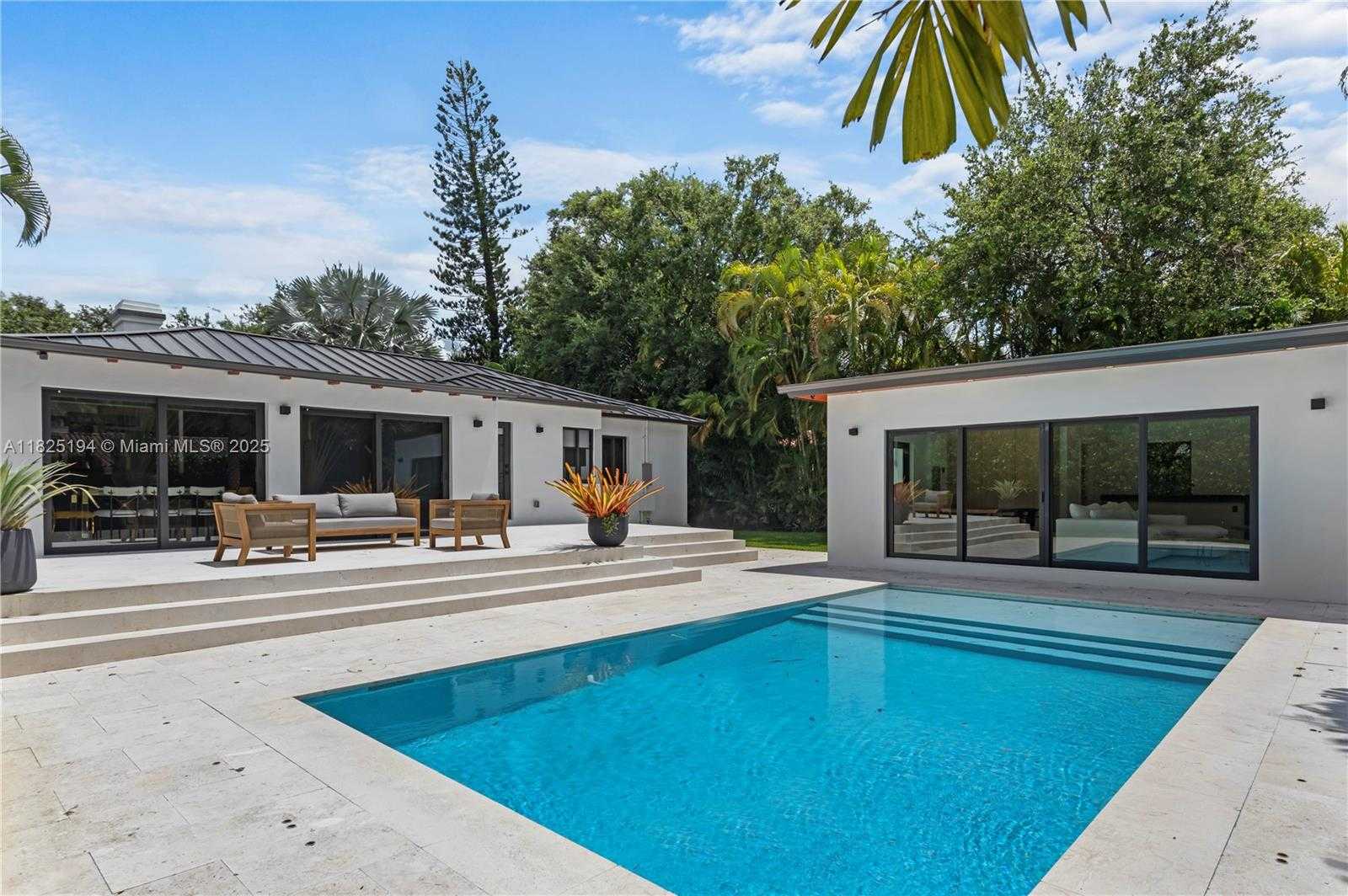 Small Image of 246 NORTH WEST 93RD ST, Miami Shores Number 27