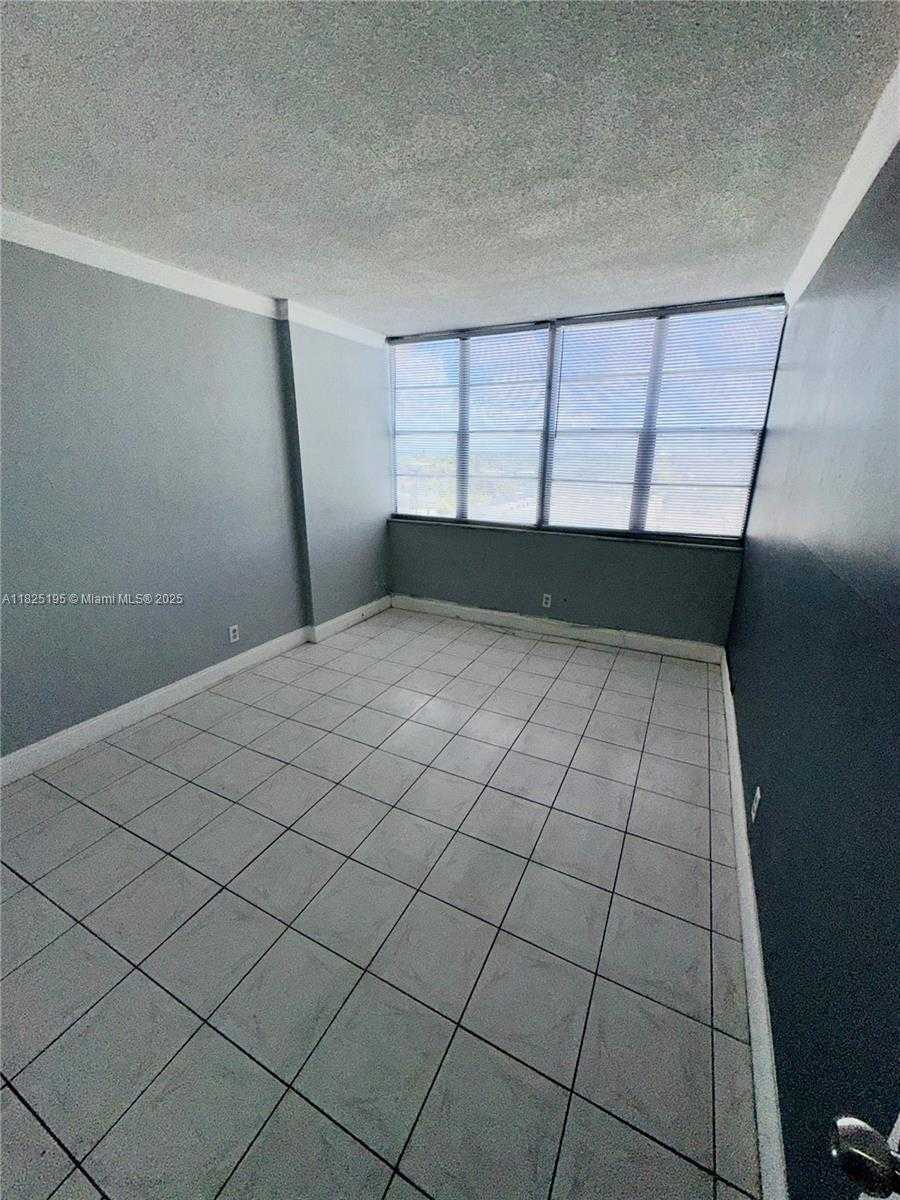 Small Image of 2025 NORTH EAST 164TH ST #811, North Miami Beach Number 12