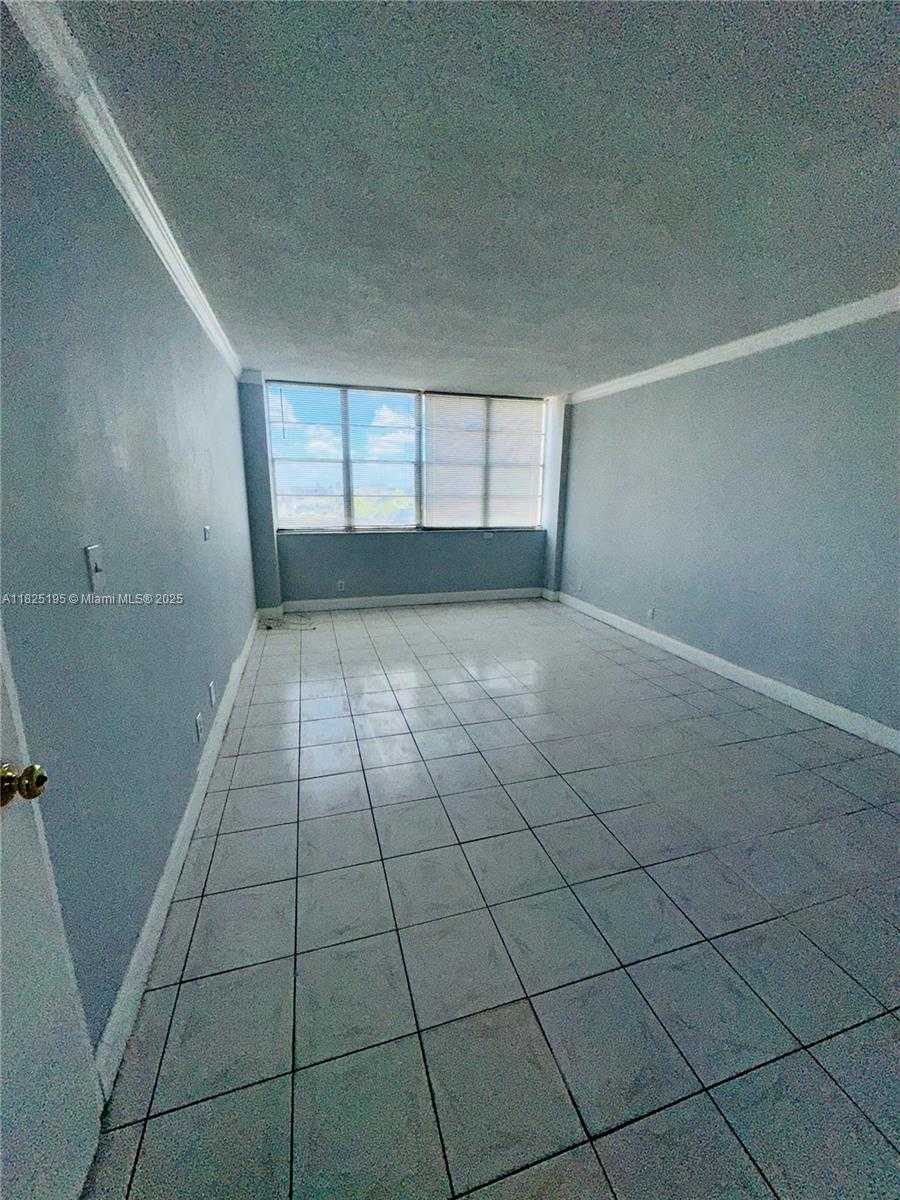 Small Image of 2025 NORTH EAST 164TH ST #811, North Miami Beach Number 20