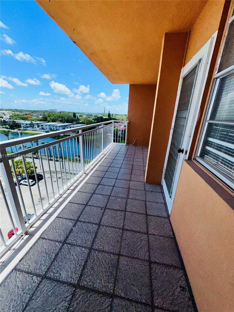 Small Image of 2025 NORTH EAST 164TH ST #811, North Miami Beach Number 7