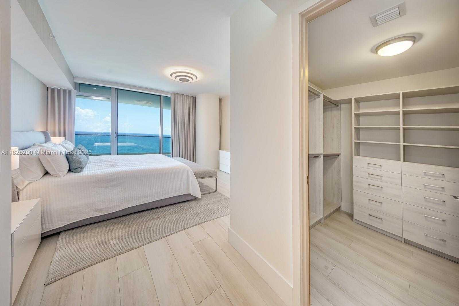 Small Image of 10203 COLLINS AVE #1203, Bal Harbour Number 14