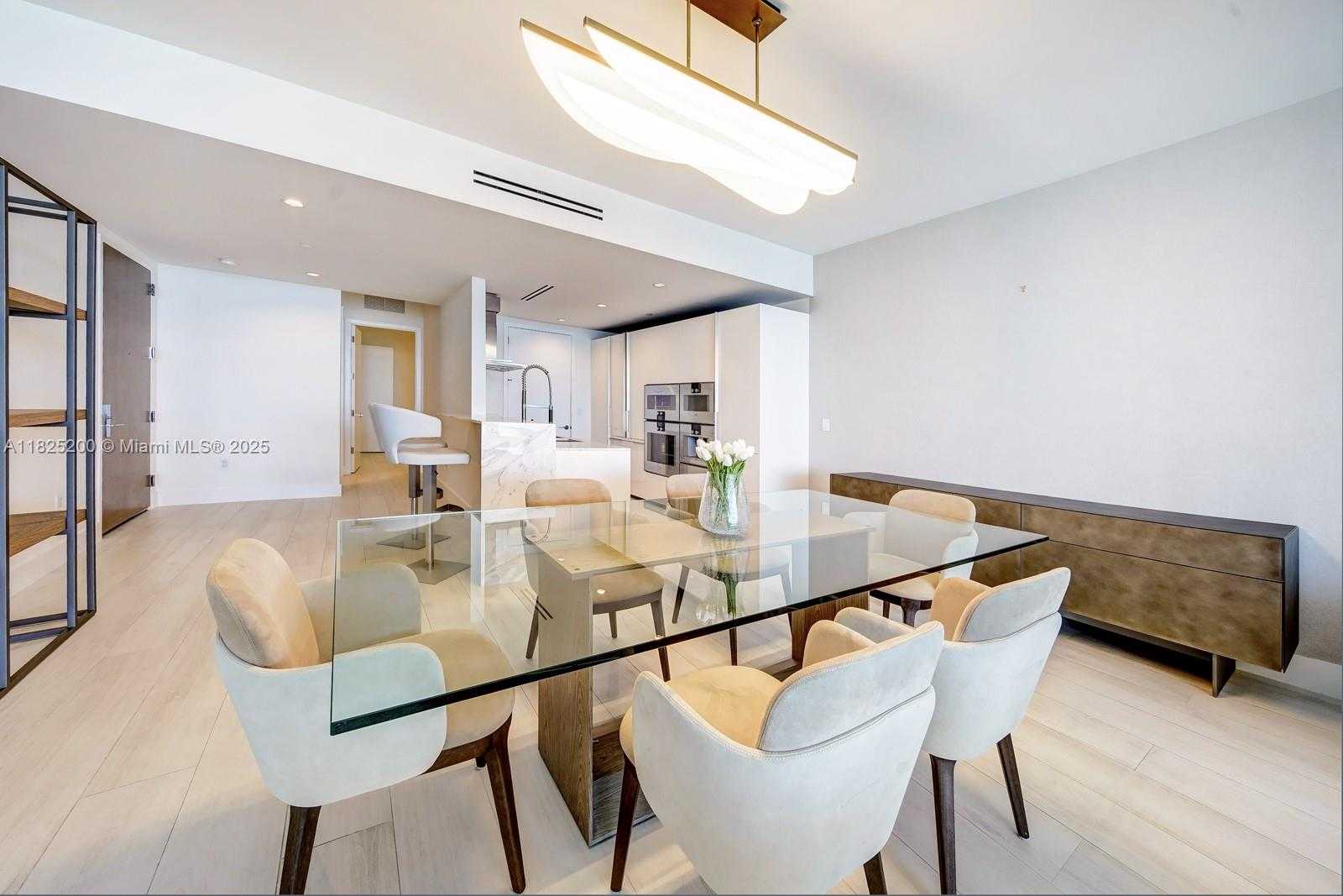 Small Image of 10203 COLLINS AVE #1203, Bal Harbour Number 6