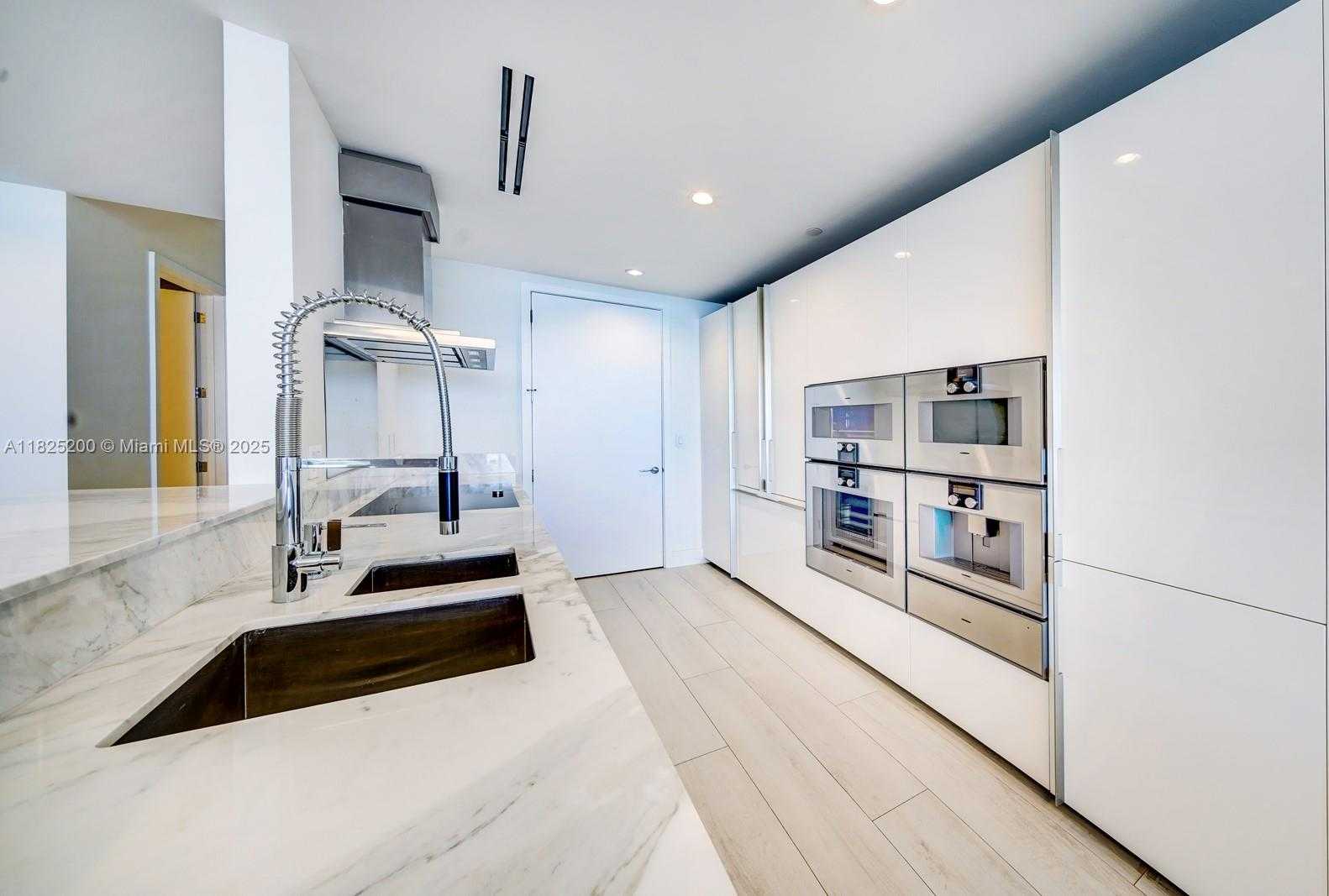 Small Image of 10203 COLLINS AVE #1203, Bal Harbour Number 9